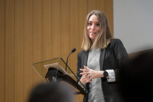 Dra. Núria Lambea Llop, patrona de la Fundació i presidenta del Jurat